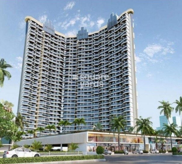 B & M Atlantis Tower View 3