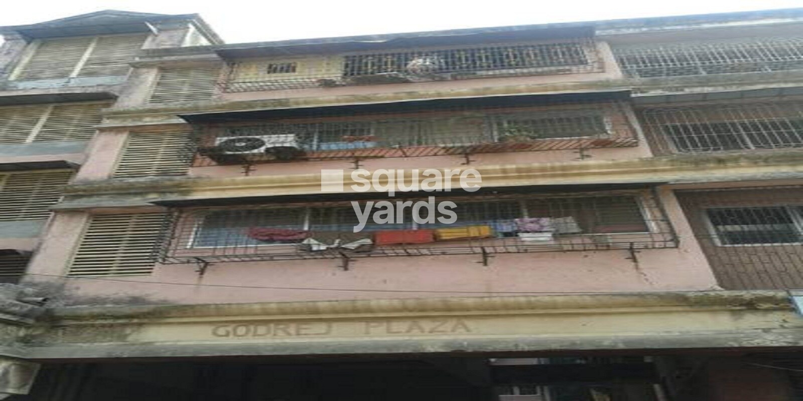 Godrej Plaza Apartment