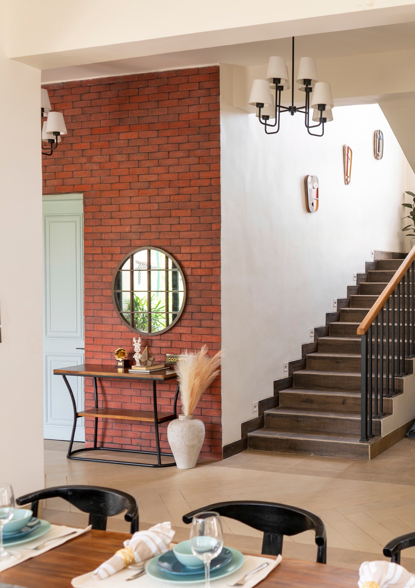 Isprava Ocaso Vaddo Amenities-Features