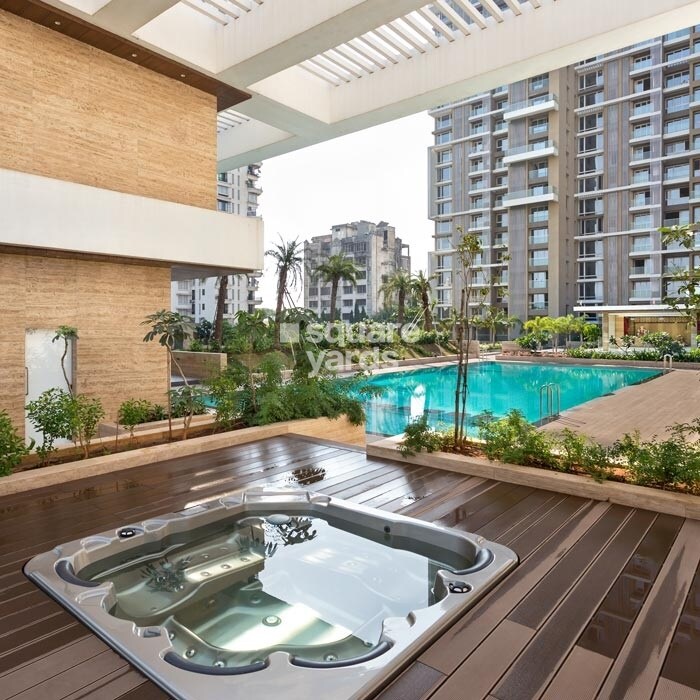 Maithili Emerald Bay