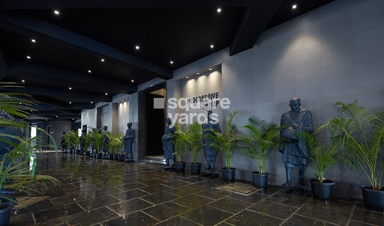 Progressive Grande Amenities-Features 2