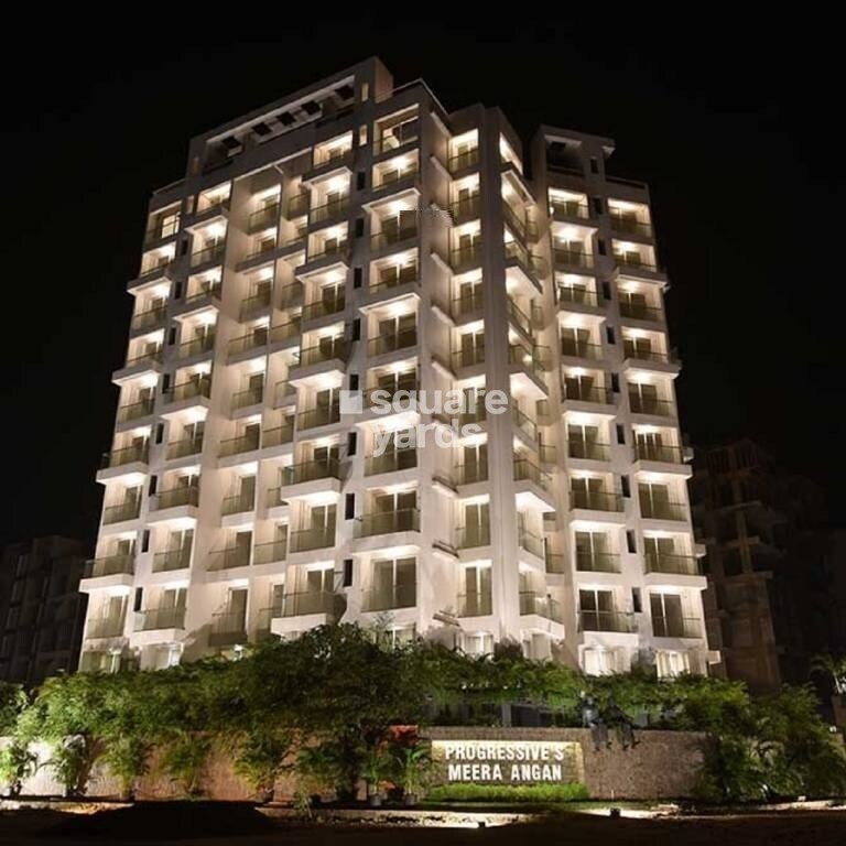 Progressive Group Signature Tower View