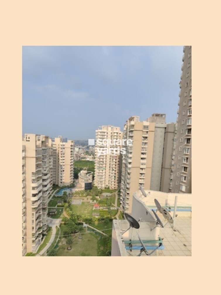 Ajnara Grand Heritage Tower View 3