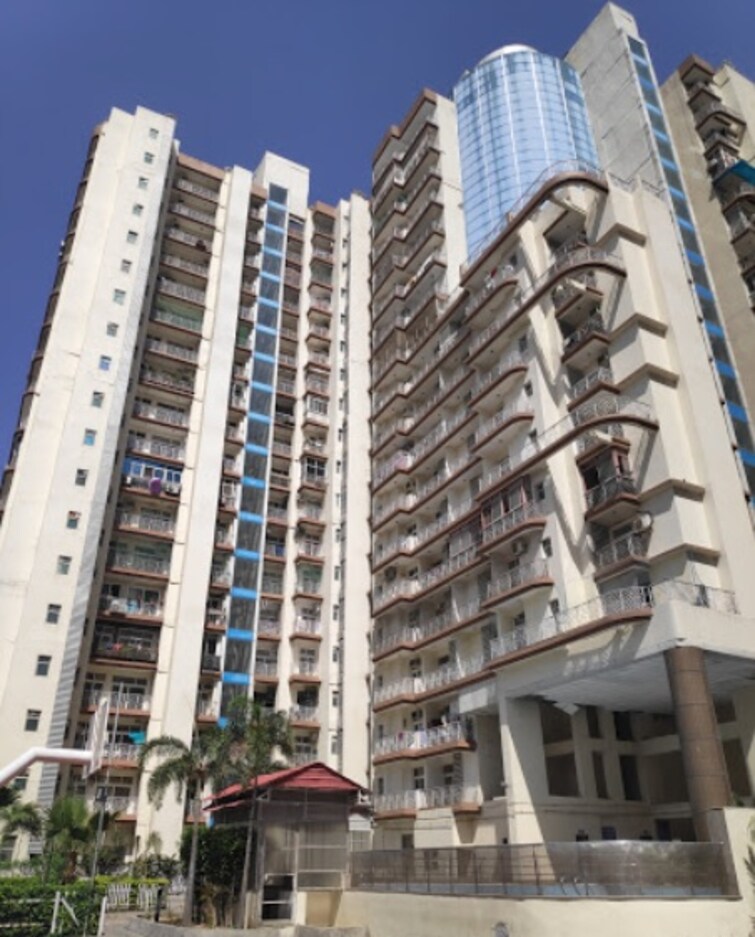 Amrapali Eden Park Apartment Exteriors 3