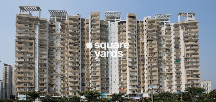 Antriksh Golf View Tower View 1