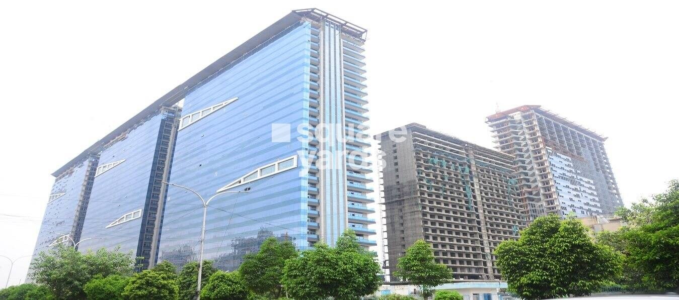 Bhutani Alphathum Commercial Tower View