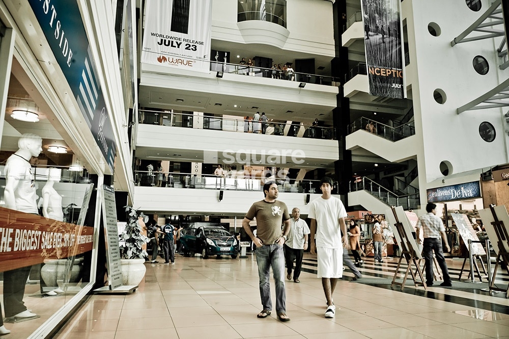 Centre Stage Wave Mall Amenities Features