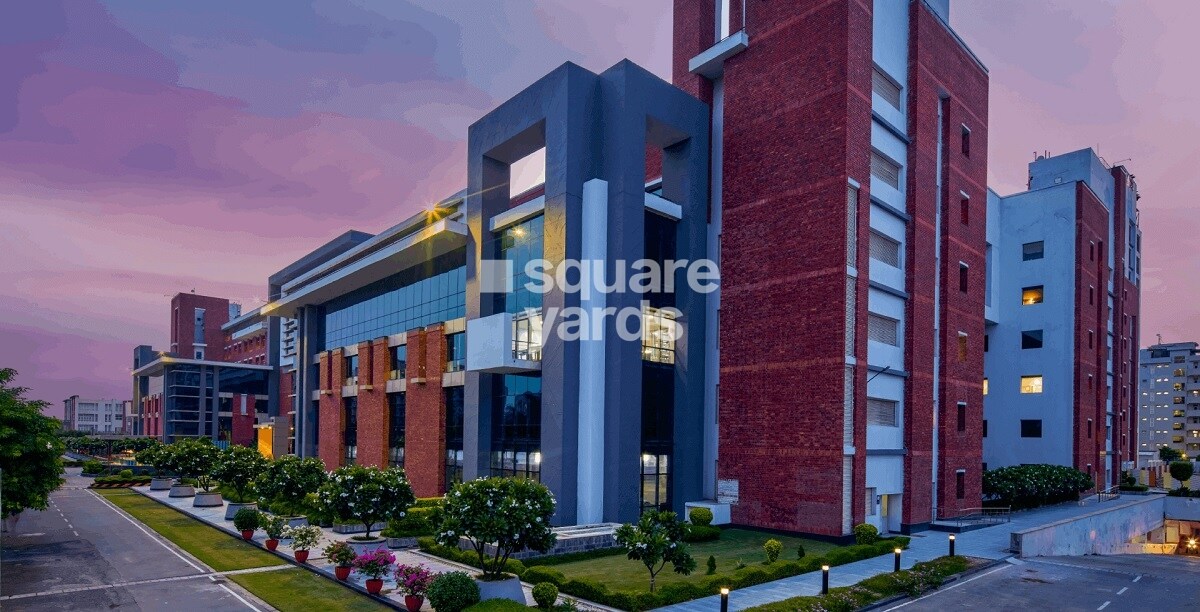 DLF Embassy Galaxy Business Park