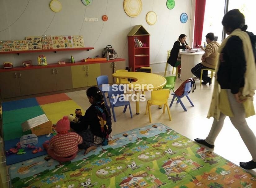 Eldeco Compact Apartment