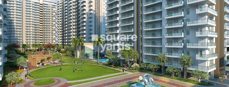 Elite Golf Green Amenities-Features 1