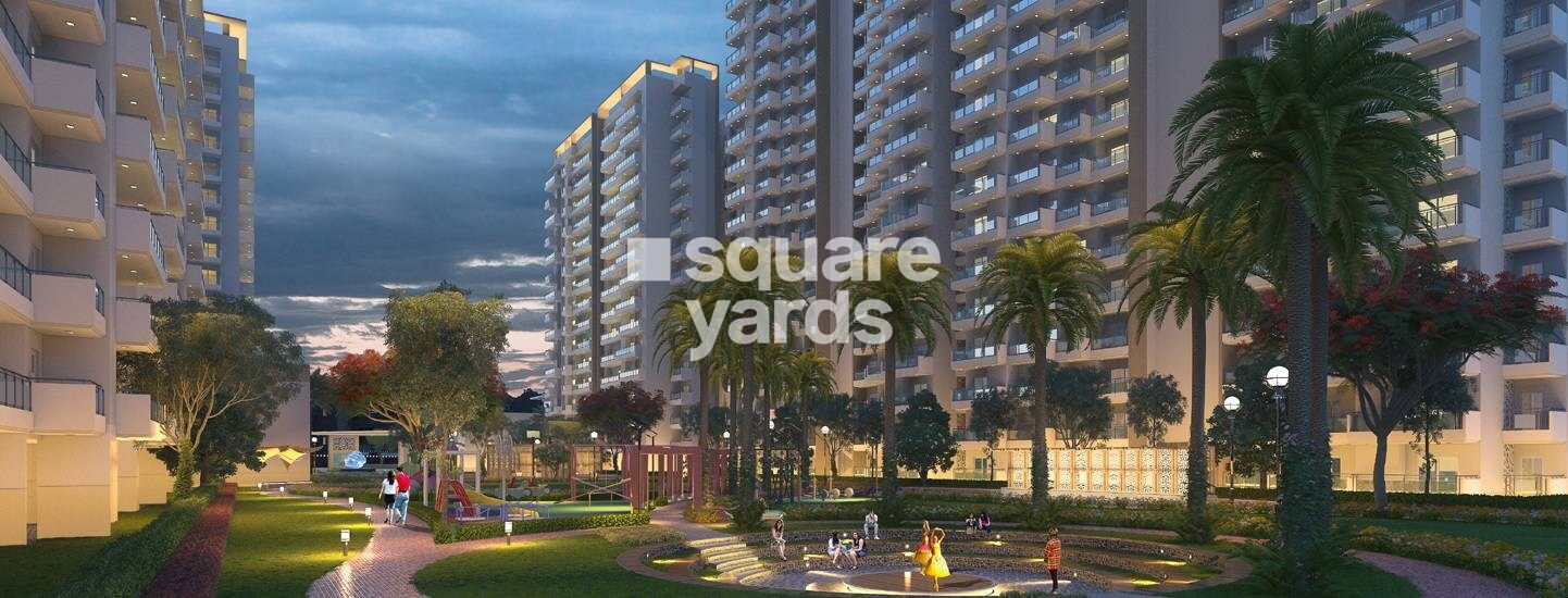 Elite Golf Green Amenities-Features 2