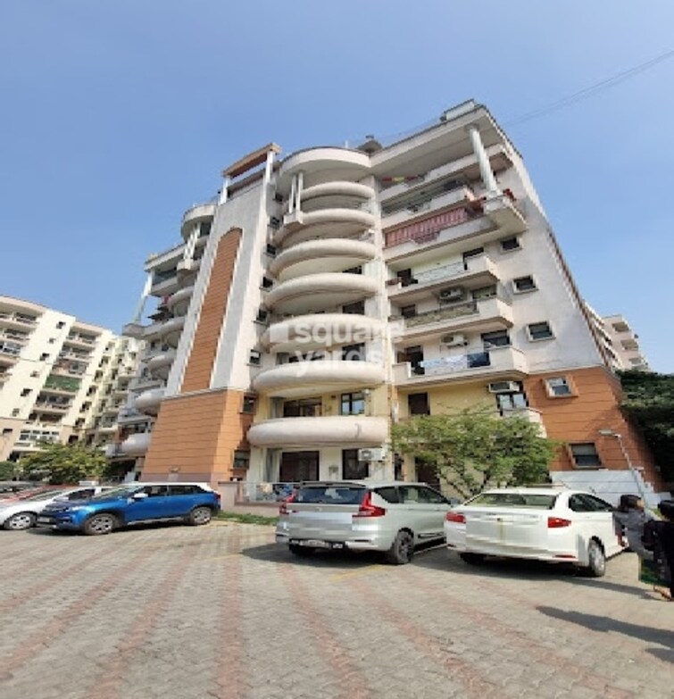 Express Green Tower View 1