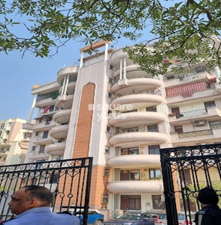 Express Green Tower View 2