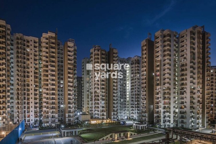 Express Zenith Tower View 3