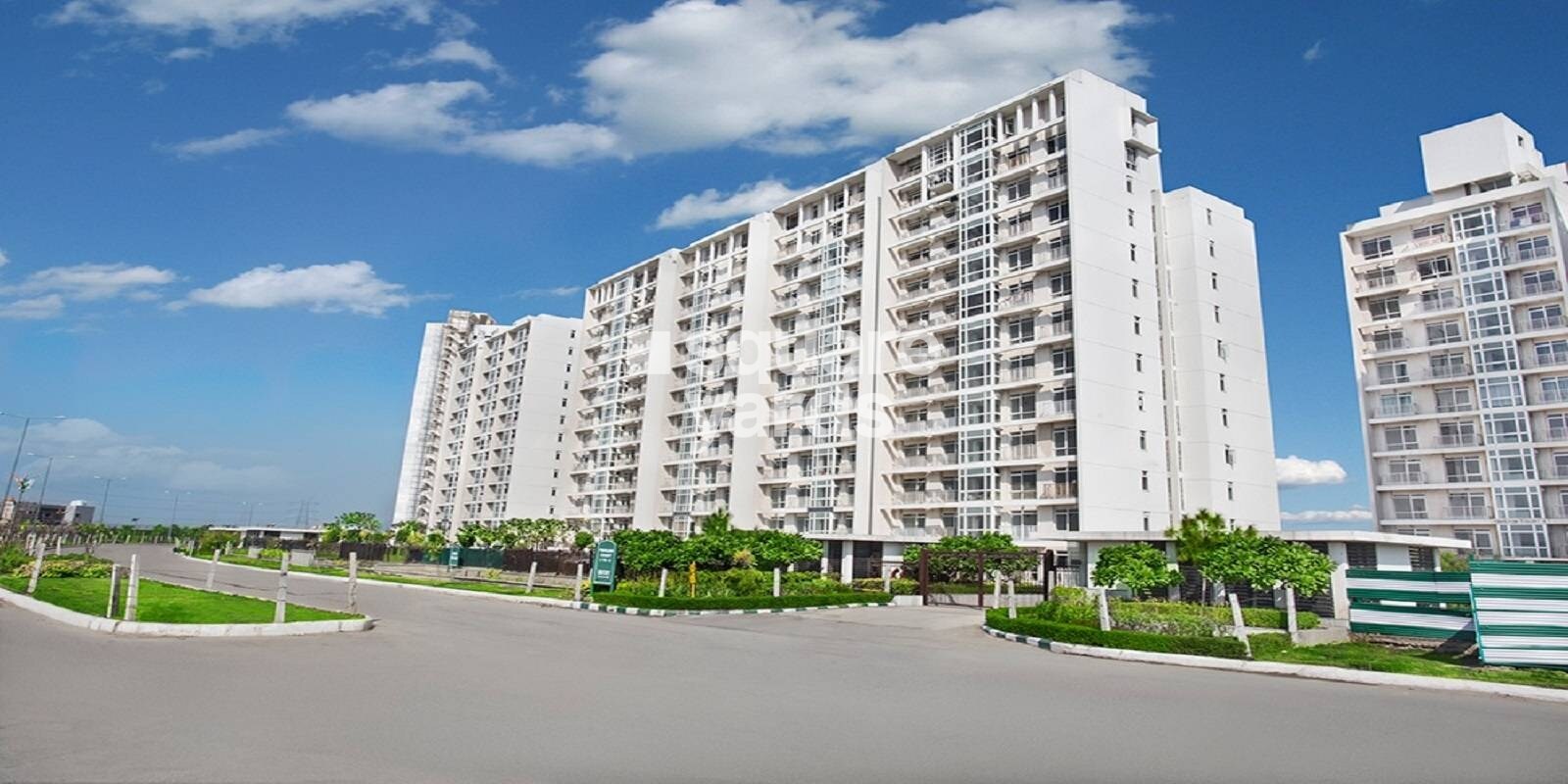 Jaypee Greens Pavilion Court