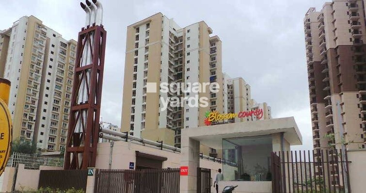 Logix Blossom County Tower View 6