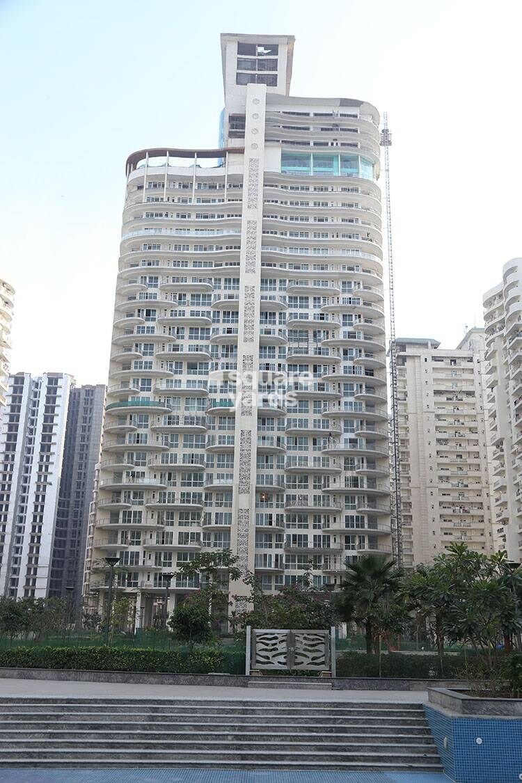 Mahagun Marvella Tower View