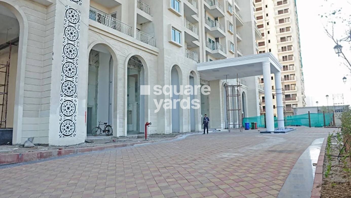 Mahagun Mirabella Amenities-Features 2