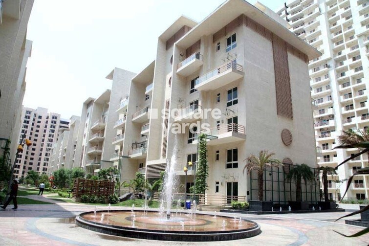 Mahagun Moderne Low Rise Tower View 4