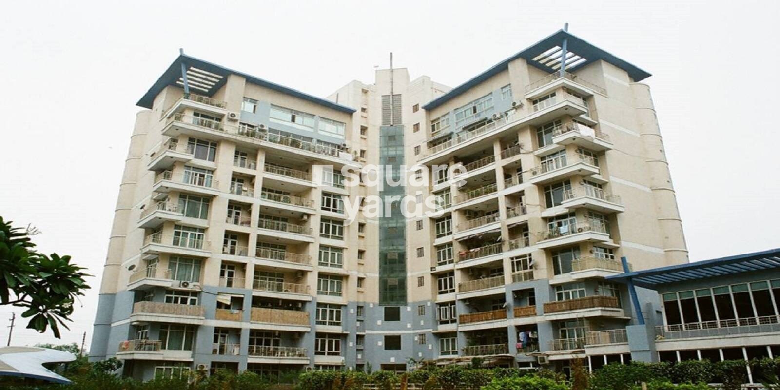 Mahagun Morpheus residential project in Sector 50