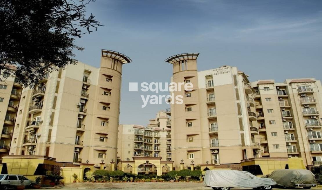 Omaxe Royal Residency Tower View 1