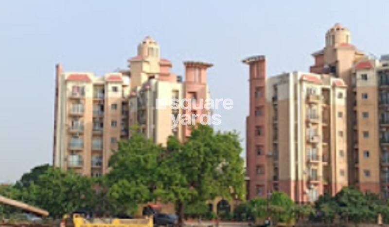 Omaxe Royal Residency Tower View 3