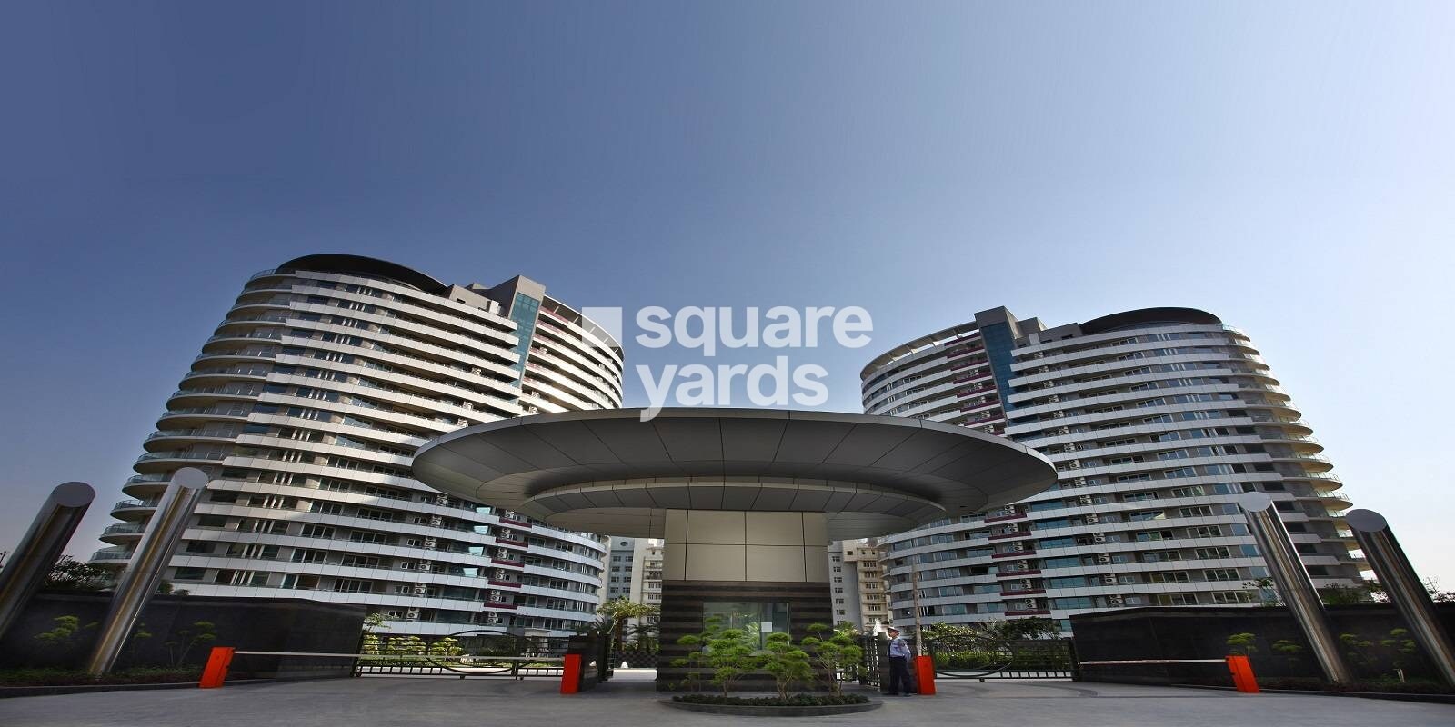 Omaxe Twin Towers residential project in Sector 50