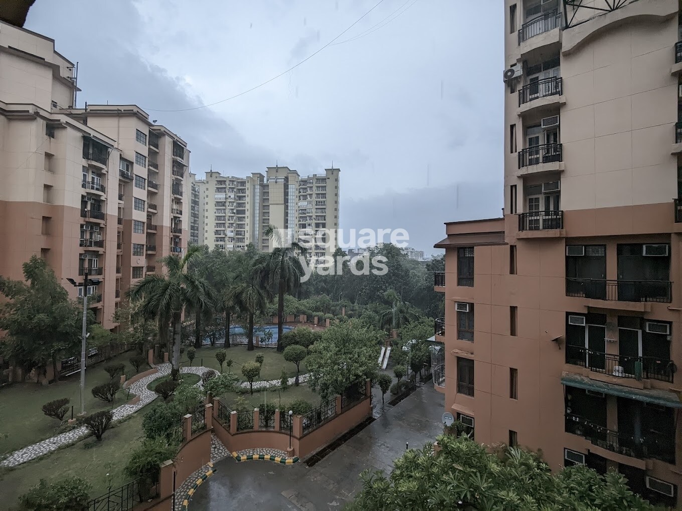 Park View Apartments Tower View 1