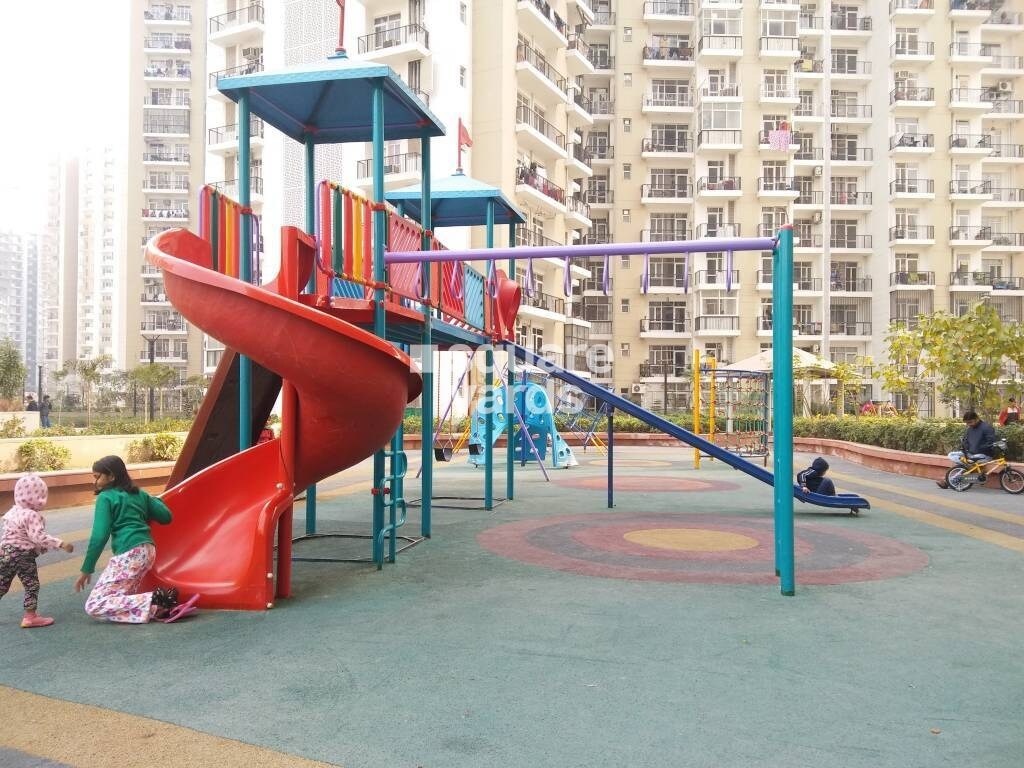 Prateek Wisteria Amenities-Features 1