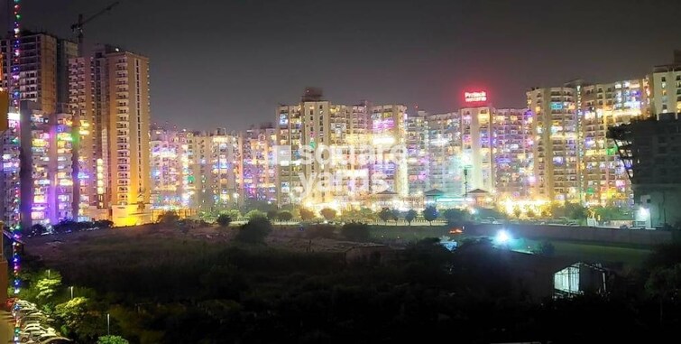 Prateek Wisteria Tower View 3