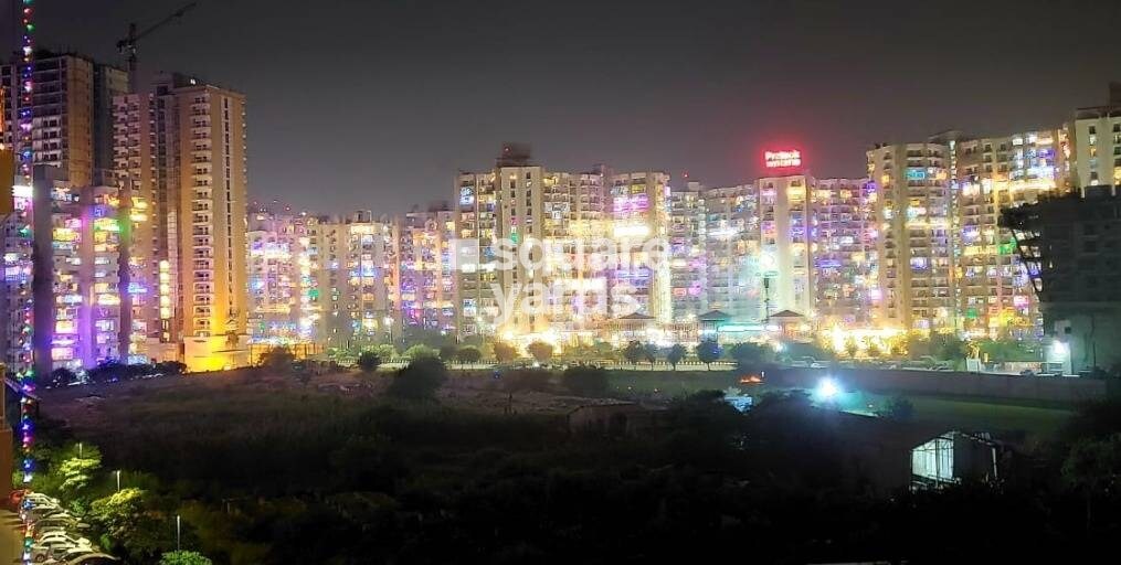 Prateek Wisteria Tower View 3