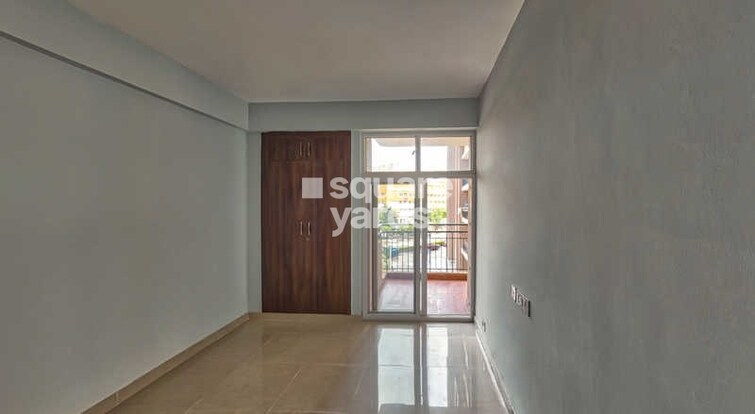 RG Residency Apartment Interiors 4