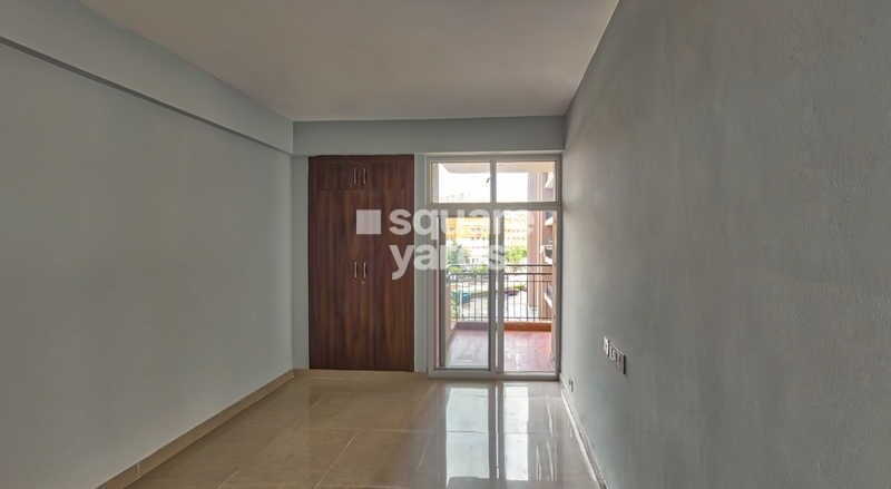 RG Residency Apartment Interiors 4