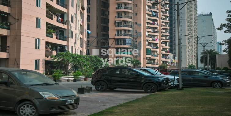 Sikka Karmic Greens Apartment Exteriors 4