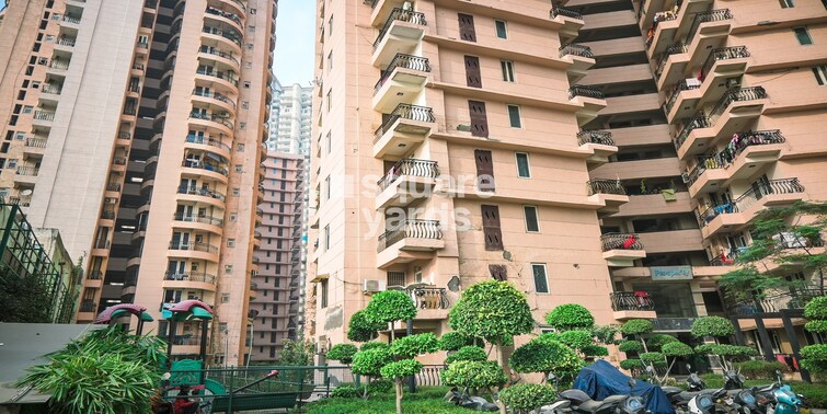 Sikka Karmic Greens Apartment Exteriors 13