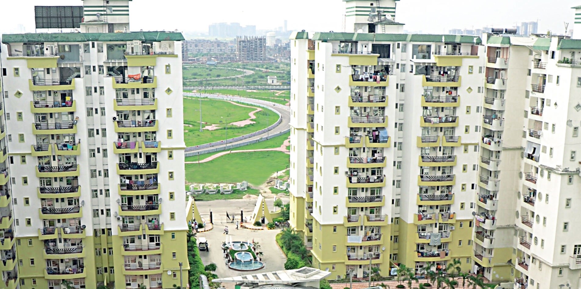 Supertech Emerald Court Apartment Exteriors