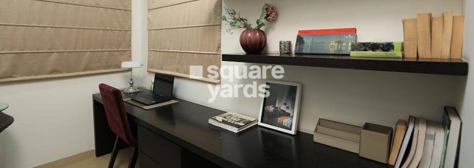 Wave City Center - Irenia