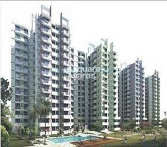 Aditya Celebrity Homes, Sector 76, Noida