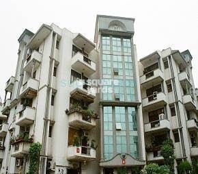 Mahagun Manor