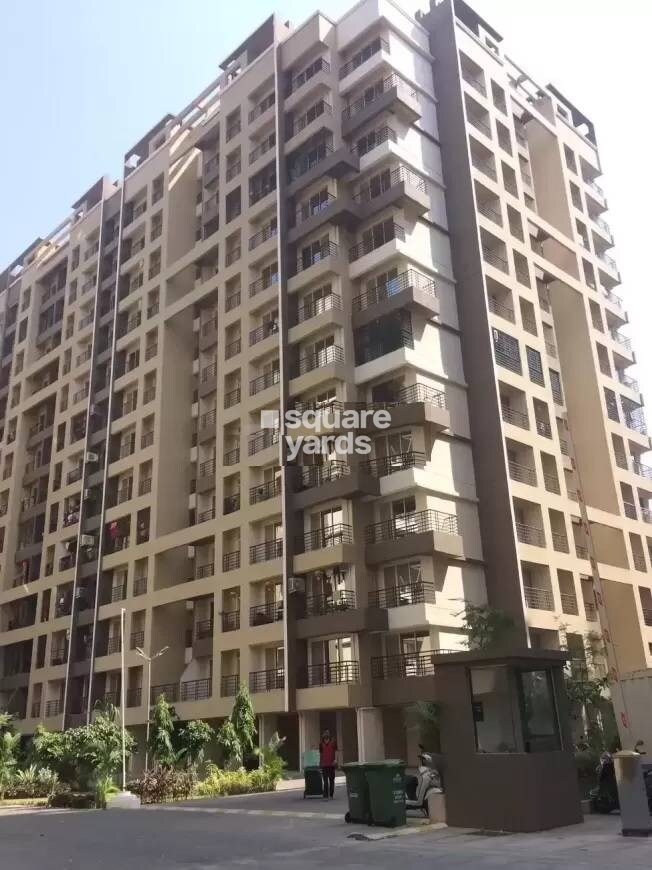 Agarwal Solitaire Tower View 2