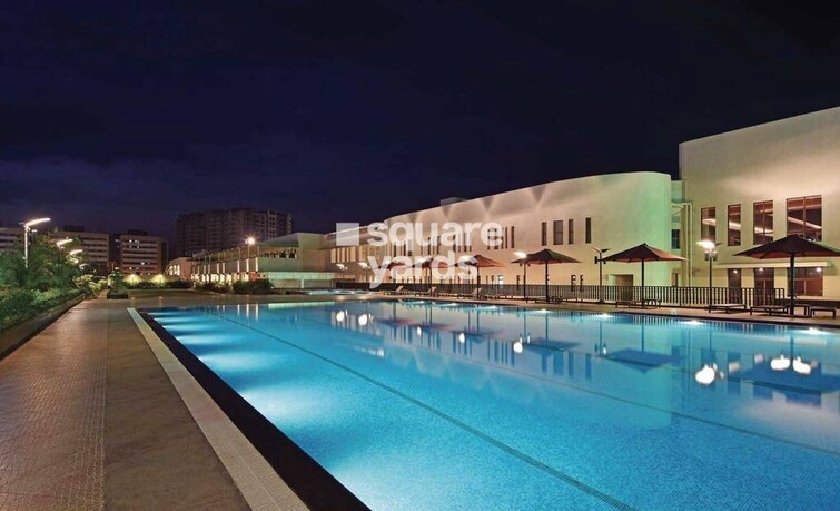 Avenue Global City Amenities-Features 2