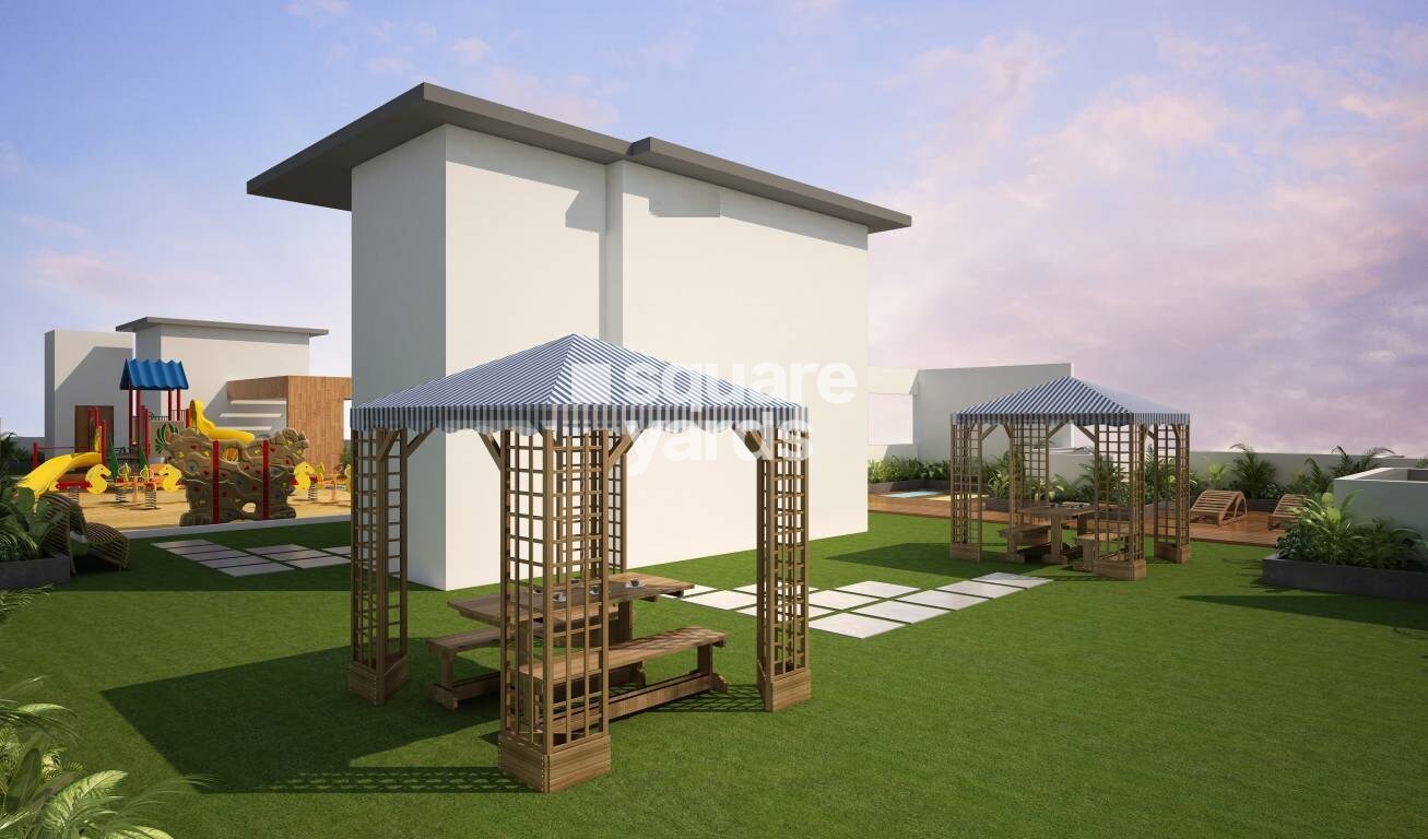 Fia Orion Grande Amenities-Features