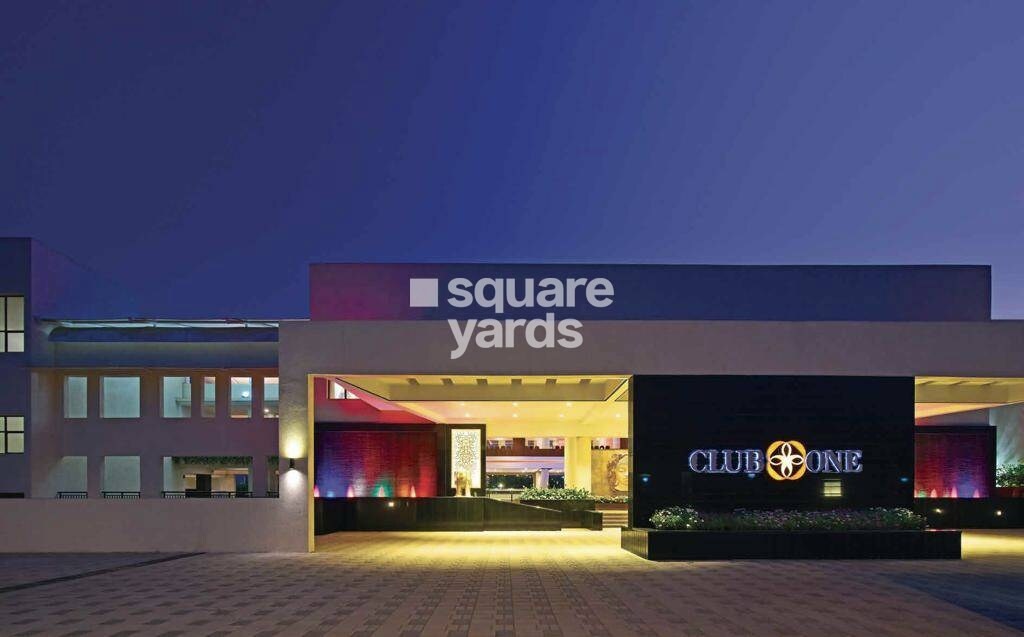 Rustomjee Global City