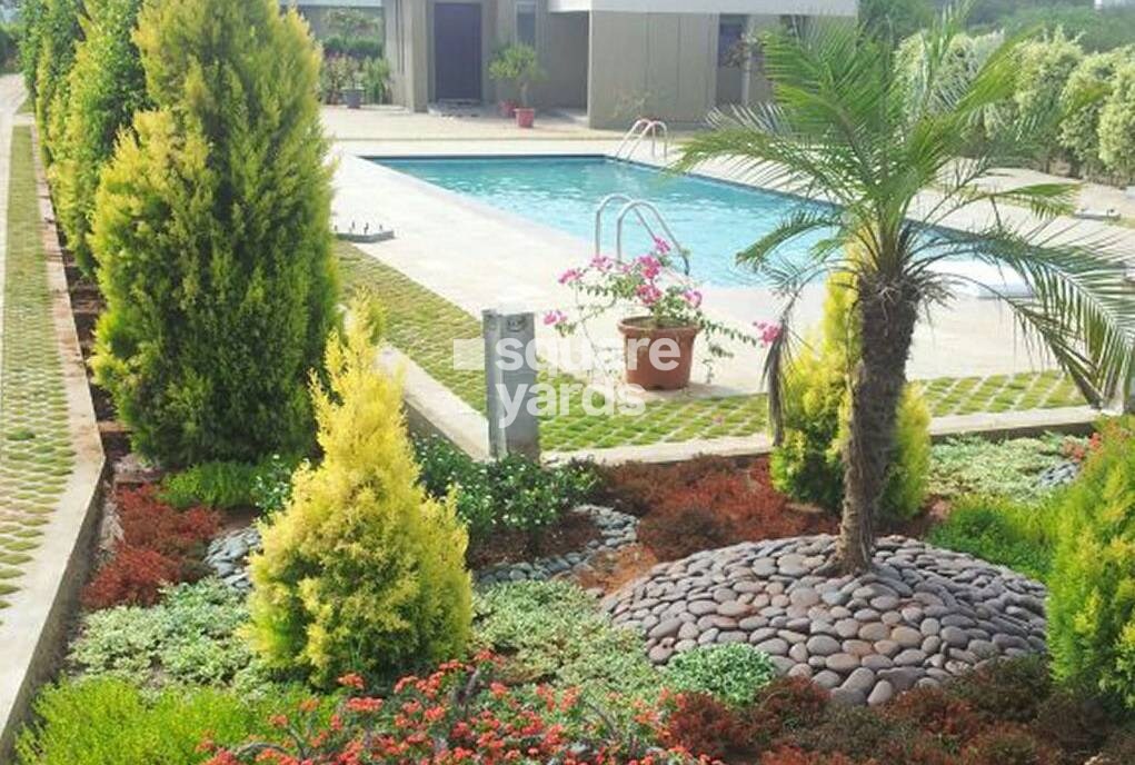 Rustomjee The Riverside