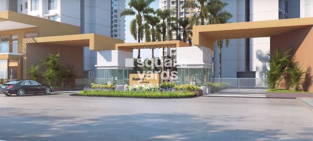 Sunteck MaxxWorld 6 Entrance View