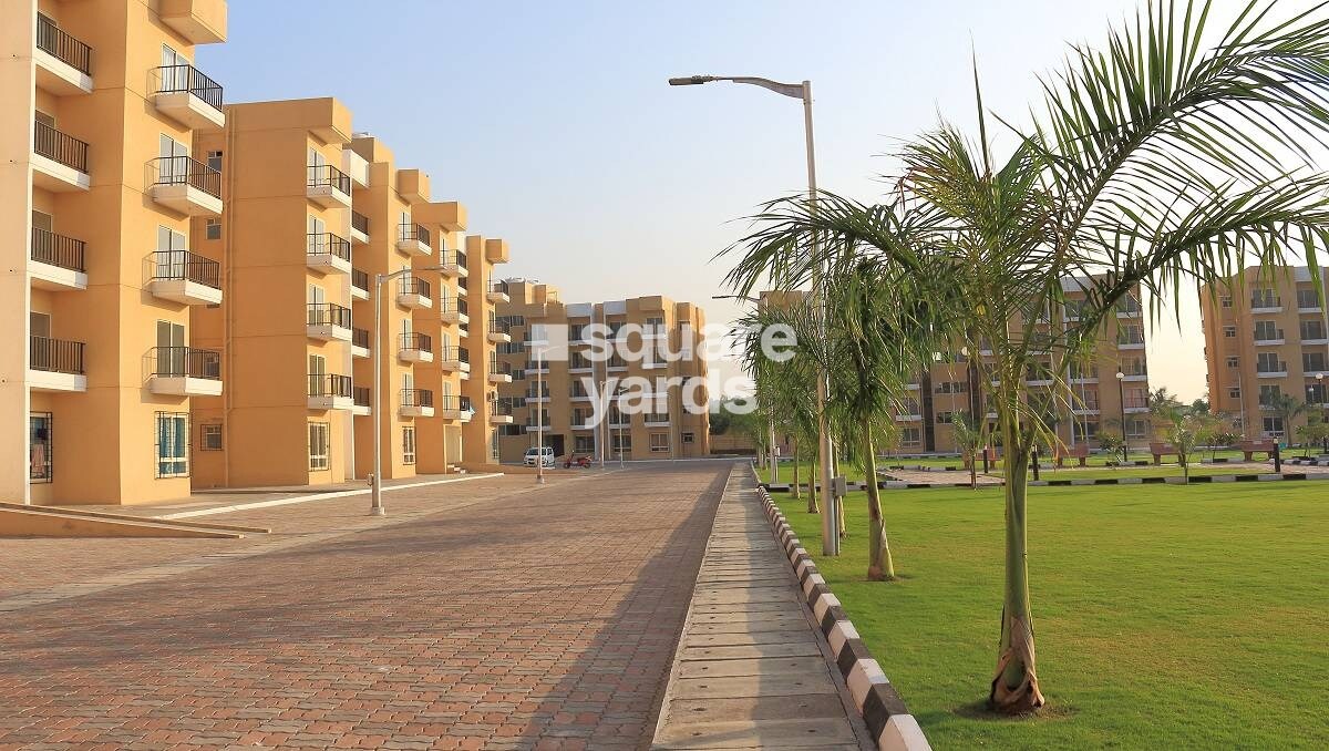 VBHC Greenwoods Amenities-Features