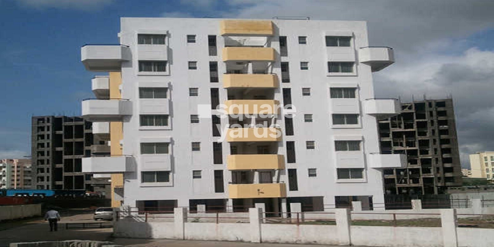 akshay-sanskriti-apartment