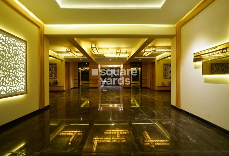 Camelot Society Amenities-Features 1