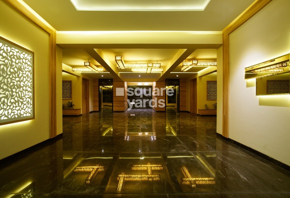 Camelot Society Amenities-Features 1