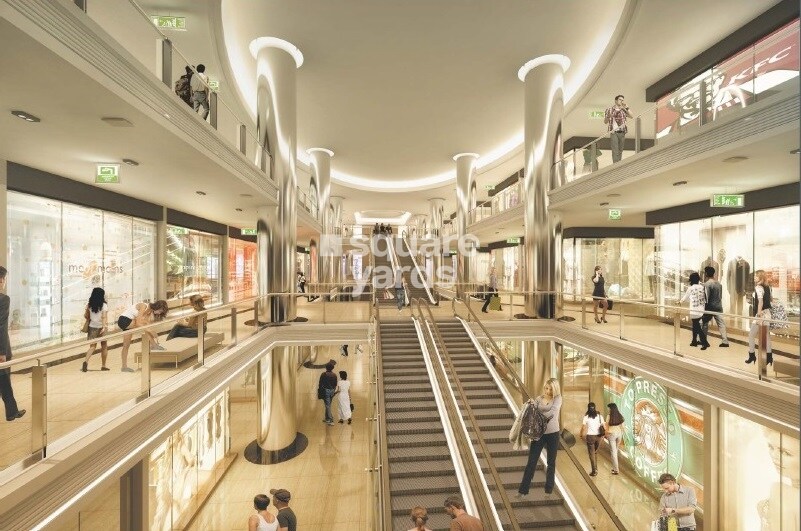 Clover Hills Plaza Amenities-Features 1